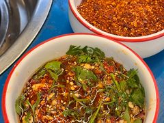 -牛华周记麻辣烫起源店