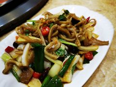 -313羊庄铁锅烀羊肉(滨江西路店)