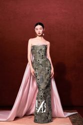 -Renee芮亦婚纱(原丽莎)