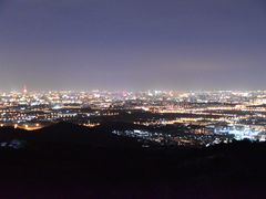 -鬼笑石后山停车场