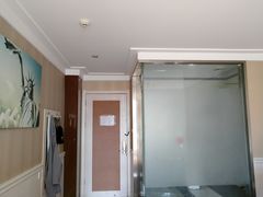 -缤果·BINGUO逸居酒店(鹰潭火车站店)