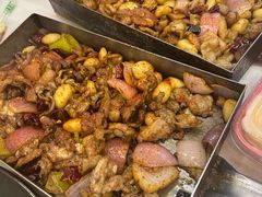 -老东镇啤酒屋海鲜加工·蒸汽海鲜·海鲜烧烤(台东店)