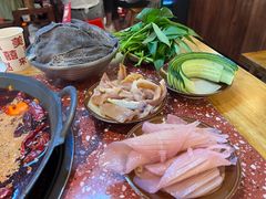 -赵美丽·重庆社区火锅·直营店(火车东站·中豪国际店)