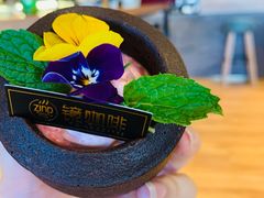 -ZING COFFEE 镜咖啡