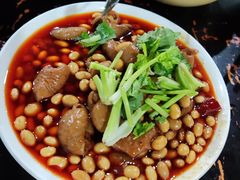 红烧肥肠-梯坎豆花