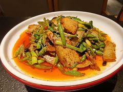 -万重锦·人文川菜馆(骡马市店)