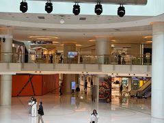 -香港ELEMENTS圆方