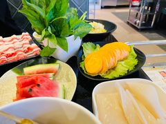-鼎盛山海火锅(北戴河刘庄夜市老虎石浴场店)