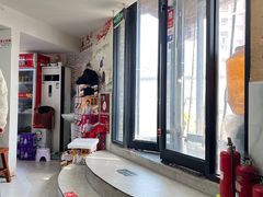 -宝瑞门钉肉饼店