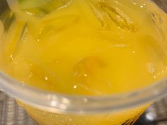 橙柚派对-星巴克(延吉百利城店)