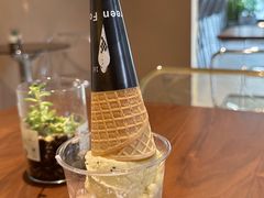 -Fridi Patisserie Cafe