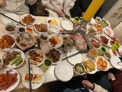 -爱客得牛排海鲜烤肉·火锅自助(春熙路黑金好店)