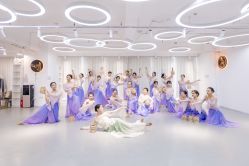 -深舞形体民族舞蹈工作室