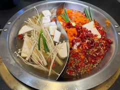 -沸炉重庆老火锅(军事博物馆店)