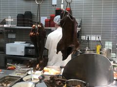 -潮界(LU·ONE凯德晶萃广场店)