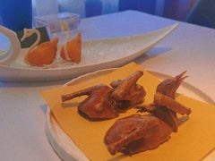 红顶金牌乳鸽-红顶食府(滨湖九号店)