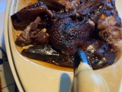 -八府香鸭·啫啫煲(华山路店)