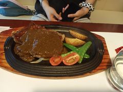 -爱丽丝牛排西餐厅(光谷步行街店)