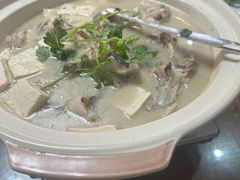 -芦茨金富饭庄·25年老字号·专做稻草鸡