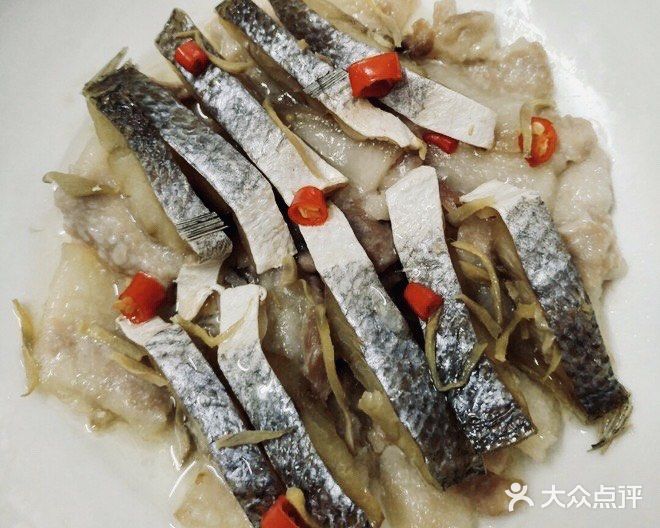 度假在富力湾，这条街吃的不算多，每家都吃过一遍