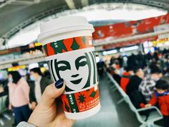 燕麦拿铁-星巴克(广州南站A18检票口楼上)