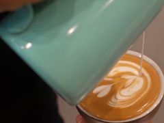 拿铁-BIJOU coffee&cocktail(龙岗万科广场店)
