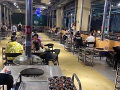 大堂-胡四哥特色火盆烧烤(总店)