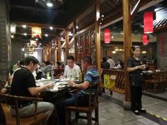 大堂-张大胡子鱼头火锅酒楼(长益路店)