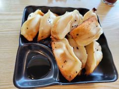 -香山胡记吴江路生煎(灵山路店)