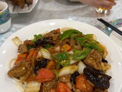 -汗腾格里·风味餐厅(新疆驻京办店)
