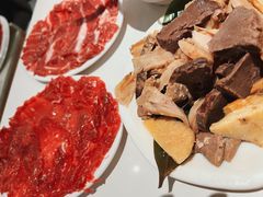 -牛焱·贵州黄牛肉火锅(城西银泰店)
