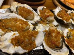 蒜泥生蚝-老东镇啤酒屋海鲜加工·蒸汽海鲜·海鲜烧烤(台东店)