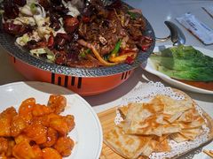 -小鱼小牛·鱼牛干锅·脆鱼火锅(世欧广场店)