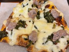 -卡佩罗意大利餐厅及酒吧Al Cappello Trattoria