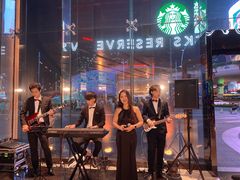 -星巴克臻选(上海合生汇1F店)