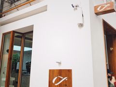 -Line 咖啡(石厦花园店)