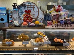 面包甜点陈列柜-DQ·蛋糕·冰淇淋(大宁国际商业广场店)
