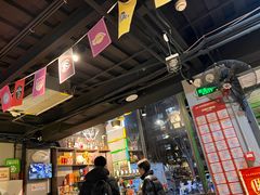 -京狮炙燥·精酿烧烤(首经贸店)