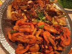 香辣虾牛仔骨-小鱼小牛·鱼牛干锅·脆鱼火锅(世欧广场店)