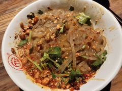 -万记麻辣烫国展总店