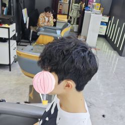 -藤野造型烫发染发