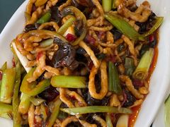 鱼香肉丝-李连贵酒家熏肉大饼(昆明街店)