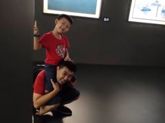 -罗红摄影艺术馆