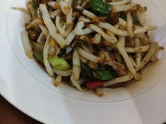 -魏铭鱼头捞饭(晋阳路店)