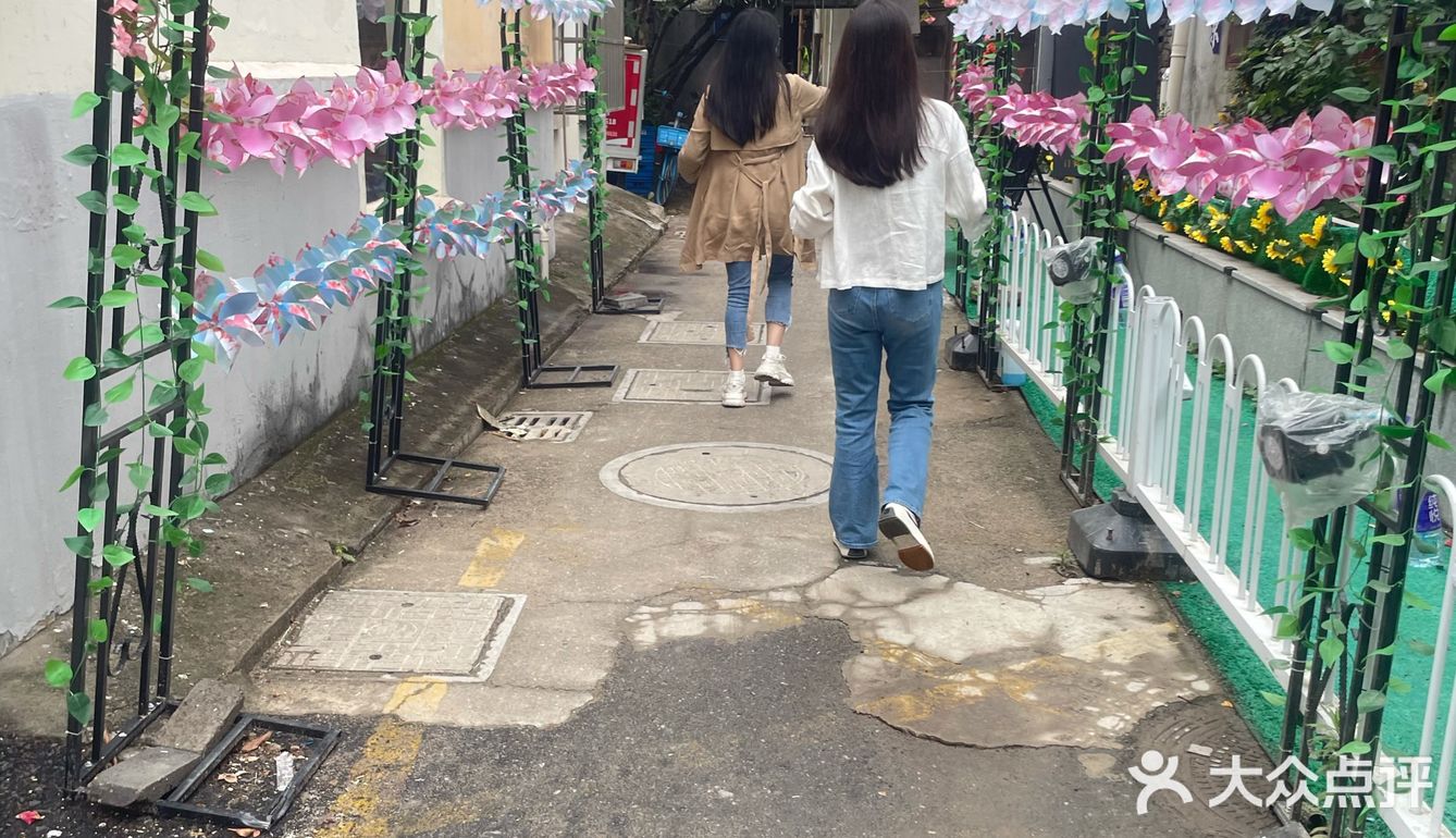 南大旁边新开环境超美小馆，冲冲冲！