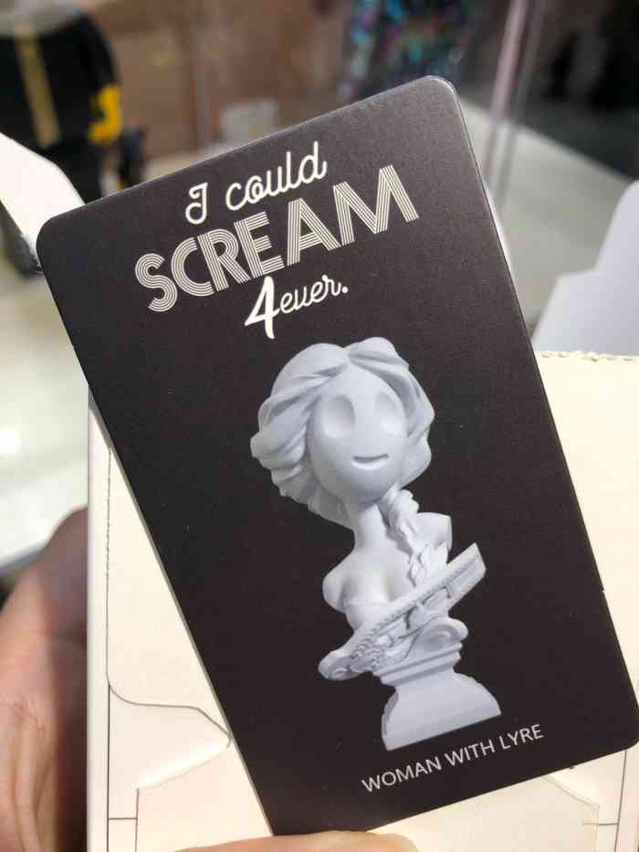 deji mamo(德基广场二期店)-"开在德基负1层的一家手办店,好像都是