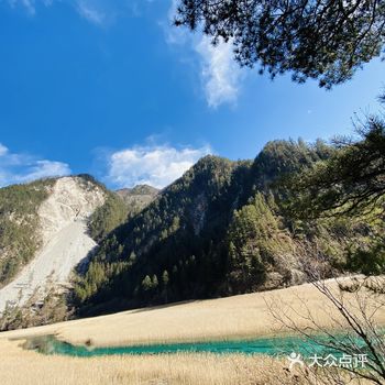 2019年11月28日起，九寨沟景区对散客开放