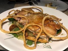 脆皮鸡配柠檬土豆-Mercato莫卡多露台餐厅与酒吧(K11店)