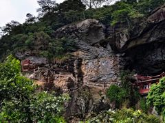 -东南悬空寺方广岩