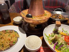 云南土司铜锅油焖鸡-雀舞云南菜(天津天河城购物中心店)